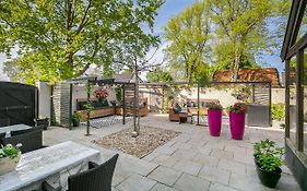 B&B Unieck